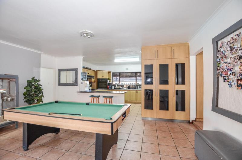 6 Bedroom Property for Sale in De Tijger Western Cape